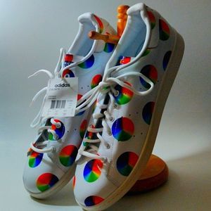 NWT‎ ADIDAS Stan Smith Size 14 White and Rainbow 🌈 Circles Sneakers